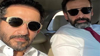 أحمد حلمي يختار التعليق المميز لصورته مع كريم عبد العزيز