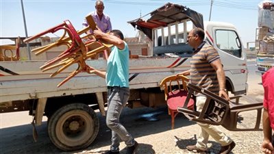 رفع ٥٦٤ حالة إشغال طريق ثابت ومتحرك فى حملة مكبرة بالبحيرة 