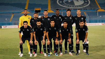 مدرب بيراميدز يكشف سبب الدفع بالشناوي أمام الرجاء بدلًا من إكرامي