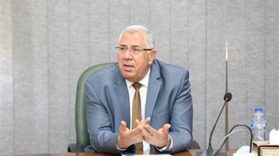 وزير الزراعة يؤكد أهمية استخدام الحلول الرقمية في الزراعة لمكافحة الأمراض