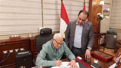 محافظ بورسعيد يعتمد نتيجة مدارس التمريض بنسبة نجاح 100%