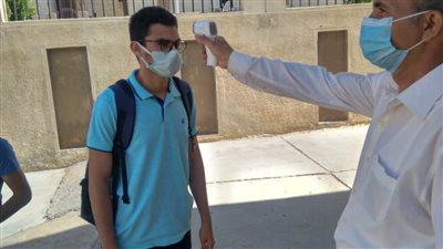 انتظام سير امتحانات الفصل الدراسي الثاني بجامعة دمنهور