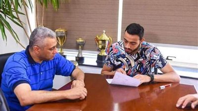 رسميًا.. طائرة الأهلي تتعاقد مع محمد محسن