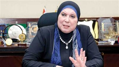 وزير التجارة والصناعة:السماح بإدراج فضلات ونفايات الزجاج للسلع المسموح باستيرادها مستعملة