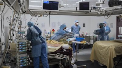 فرنسا تسجل 2320 إصابة جديدة بفيروس كورونا