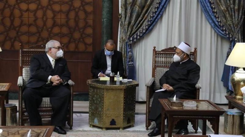 شيخ الازهر يستفبل