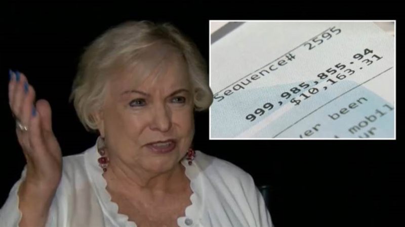 جوليا يونوفسكي