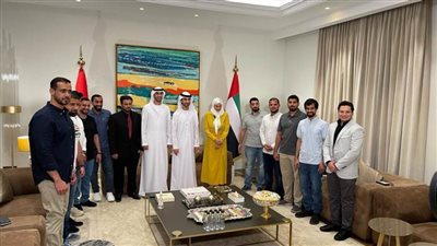 الملحق الثقافي يلتقي الطلبة والطالبات الإماراتيين