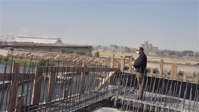 محافظ أسيوط يتفقد أعمال تنفيذ مشروع كوبري المدخل الشمالي العلوي بمنقباد بطول 1600 متر