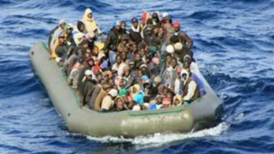 قوات الأمن الليبية توقف 13 مهاجرًا غير شرعي