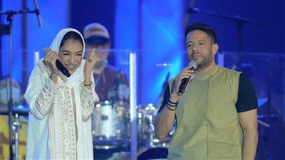 من تكون الفتاة التي غنت مع حماقي بالسعودية وتصدرت الترند؟