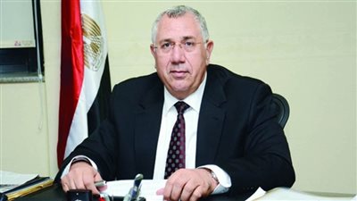 وزير الزراعة يكشف آخر ما وصلت إليه اتفاقات الزراعة التعاقدية بالوادي والدلتا