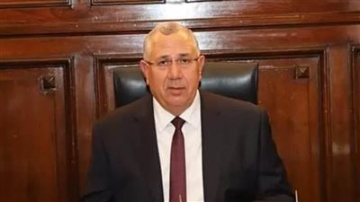 وزير الزراعة يكشف التحديات التي تواجه الزراعة