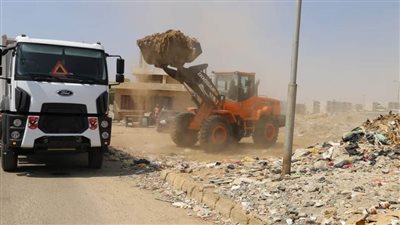 محافظ السويس يتفقد تطوير شارع جمال عبد الناصر بعتاقة