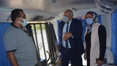 محافظ الوادي الجديد يدشن أحدث حافلة نقل لذوي الاحتياجات الخاصة