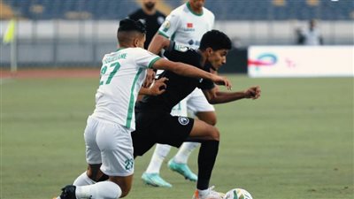 التعادل السلبي يحسم نتيجة الشوط الأول بين الرجاء وبيراميدز