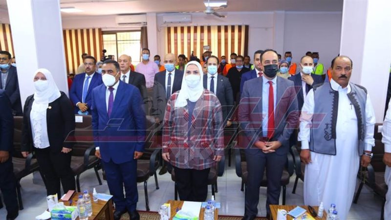 وزيرة التضامن ومحافظ