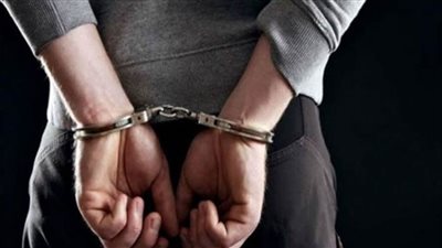 ضبط مالك شركة بالقاهرة مطلوب التنفيذ عليه في 44 حكما قضائيا بإجمالي 132 سنة