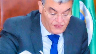 محافظ المنيا يهنئ رئيس الجمهورية احتفالا بالذكرى الثامنة لثورة 30 يونيو المجيدة