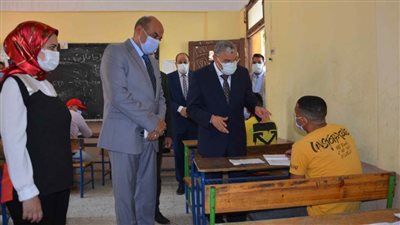 محافظ المنيا يعتمد تنسيق القبول بالصف الأول الثانوي