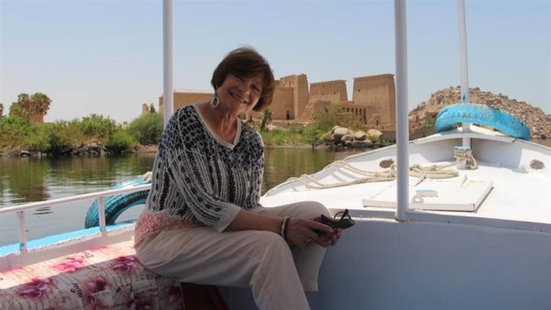 الفنانة الفرنسية