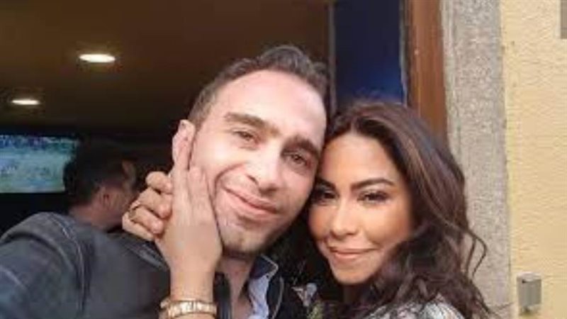 شرين عبد الوهاب وزوجها