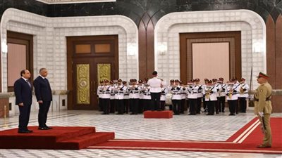 فيديو - استقبال الرئيس عبد الفتاح السيسي في القصر الحكومي بالعاصمة العراقية بغداد