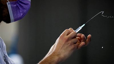 في أعلى رقم يومي بالأردن .. أكثر من 106 آلاف شخص تلقوا لقاح كورونا