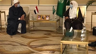 وزير الشؤون الإسلامية السعودي يشيد بإنجازات الرئيس السيسي