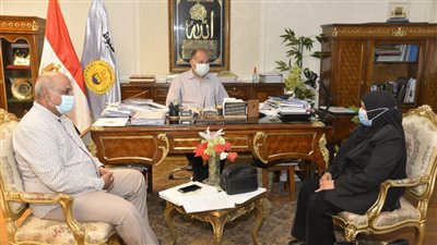 محافظ أسيوط يوجه بالتنسيق بين الابنية  التعليمية والزراعة لتوفير الأراضي لبناء مدارس جديدة ضمن مبادرة حياة كريمة