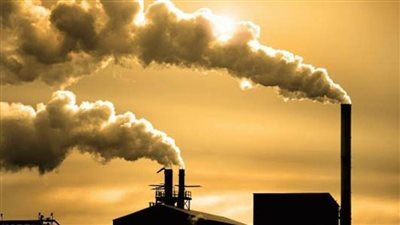 انبعاث أدخنة كثيفة من محطة كهرباء طلخا