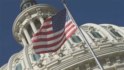 استطلاع يظهر تراجعا نسبيا في رأي الأمريكيين بأن الولايات المتحدة الأفضل لحياتهم