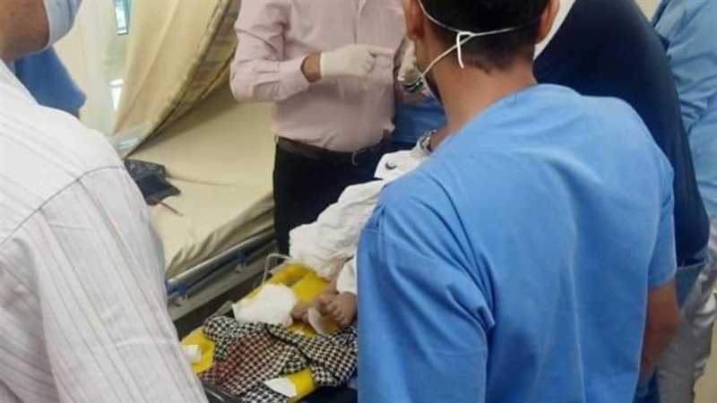 الدكتور علي حطب بين