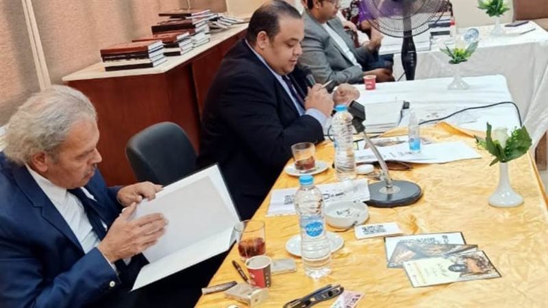 خلال مناقشة مشروعات