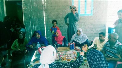 المصريين الأحرار يشارك شباب البرنامج الرئاسي زيارة  مشروعات قرية النصر بسفاجا