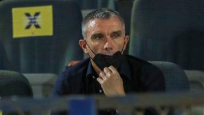 كارتيرون يحذر اللاعبين من غدر المحلة