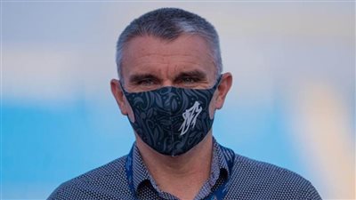 كارتيرون يحصل على لقاح كورونا