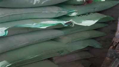  ضبط سيارة محملة بــ 20 شيكارة دقيق بلدي مدعم ببني سويف