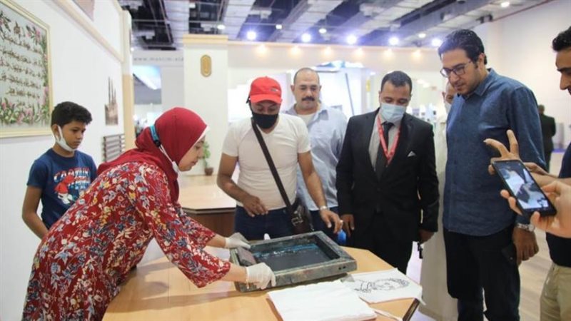 جانب من المعرض