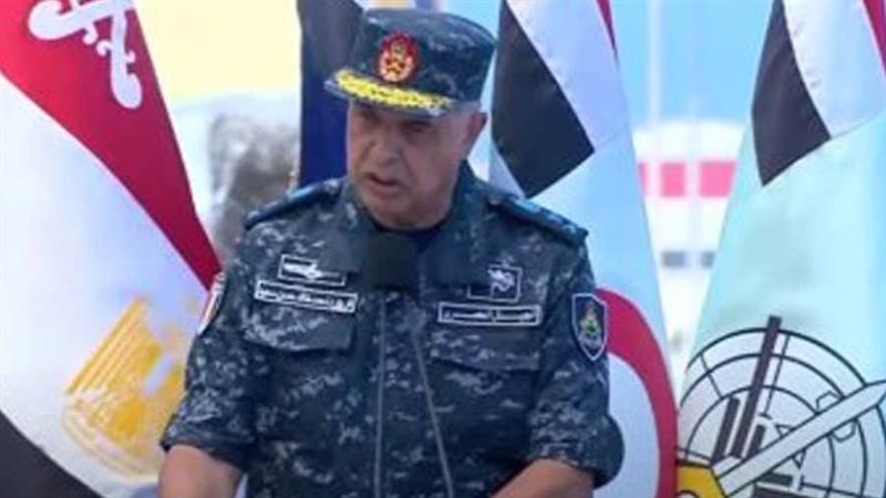 الفريق أحمد خالد