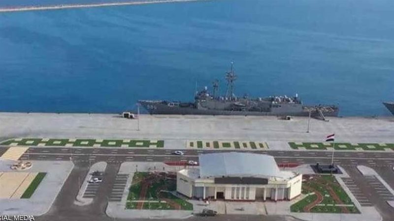 أكبر قاعدة بحرية