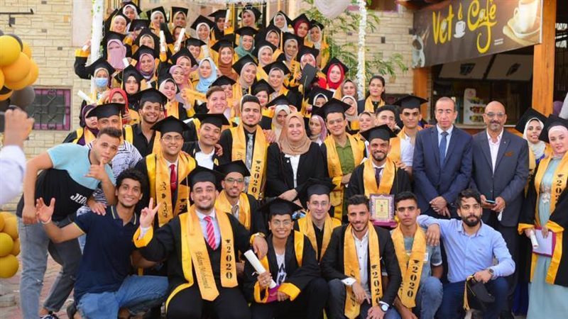 حفل تخرج طلبة المعهد