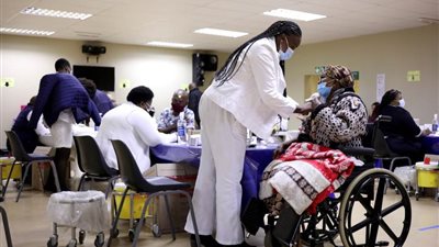 جنوب إفريقيا: 333 وفاة وأكثر من 16 ألف إصابة جديدة بفيروس كورونا 