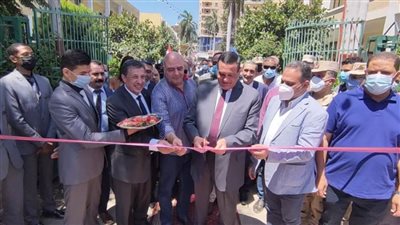 محافظ البحيرة يفتتح المعرض السنوي لمنتجات المدارس الفنية