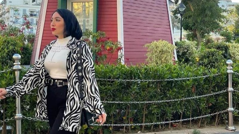 الفاشون بلوجر سمية