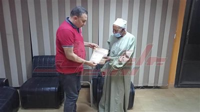 تسليم 12 عقد تقنين أراضي أملاك الدولة لمواطني كفر الشيخ