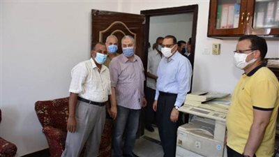 محافظ الشرقية يتابع أعمال الصيانة بالديوان العام 