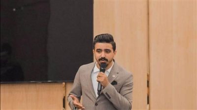  كريم مجدي يطلق ورشة تدريبية لتعليم التسويق ودعم الشباب