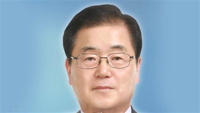 وزير الخارجية الكوري ورئيس مفوضية الاتحاد الأفريقي يبحثان سبل تعزيز التعاون