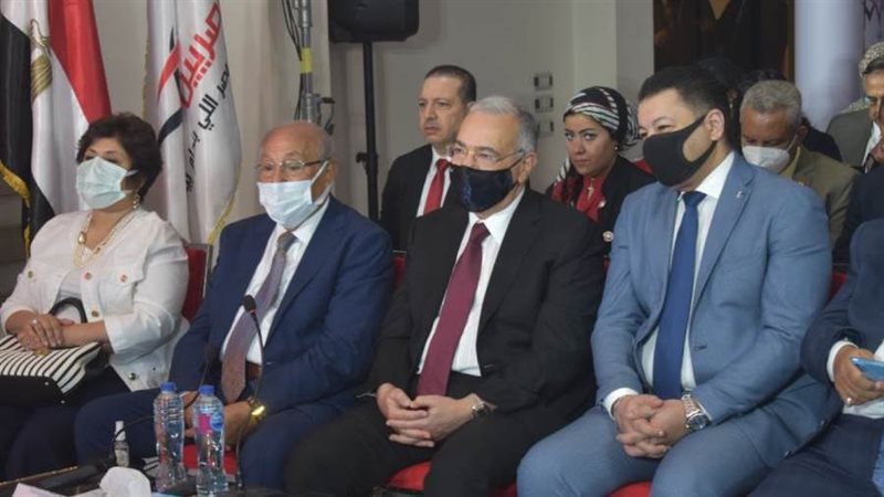 الدكتور عصام خليل